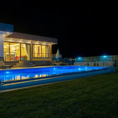 Holiday home Outstanding With Private Pool And Jacuzzi In Kas, Antalya Saribelen